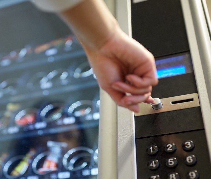 the-ultimate-guide-to-purchasing-a-vending-machine